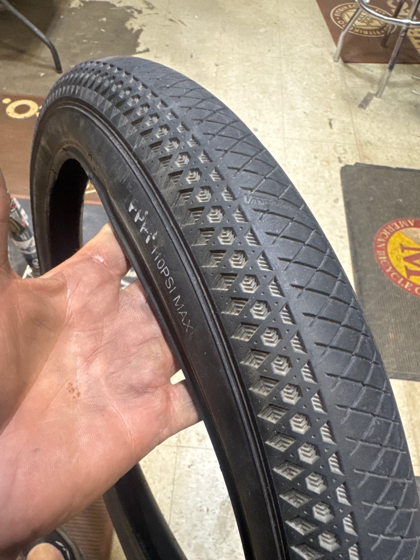 Cult waffle bmx tire 20”