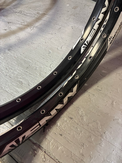 pair sun envy 20” 28h