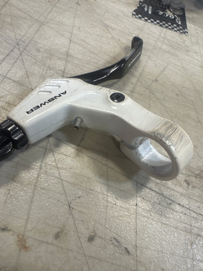 Answer pro lever white