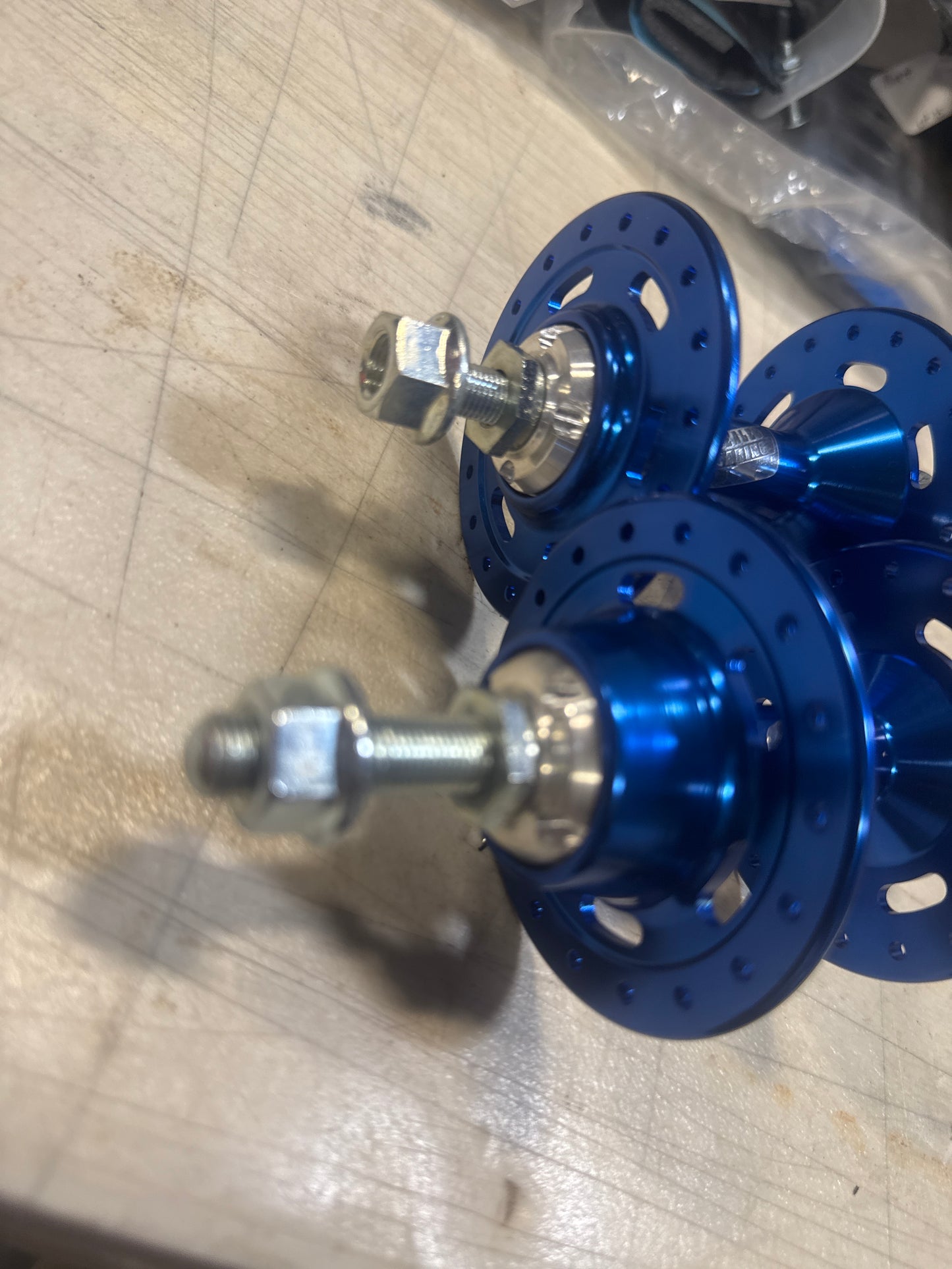 Suntour style old school bmx hubs blue 36h new?