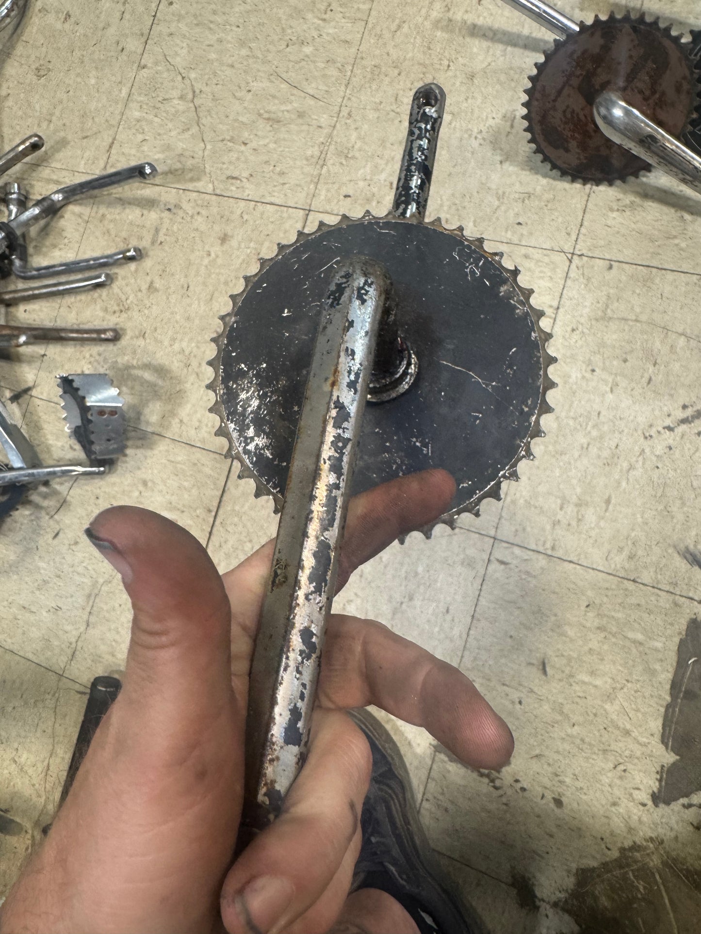 Gt 1pc cranks painted sprocket