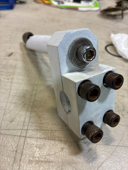 dk square corner quill stem white