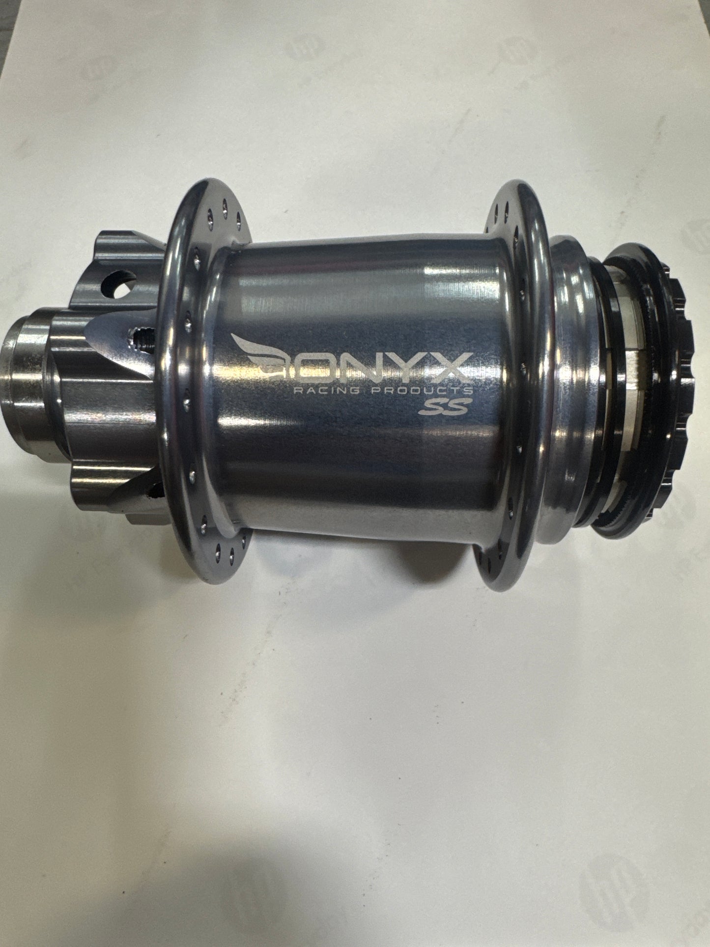 Onyx Hubs Grey