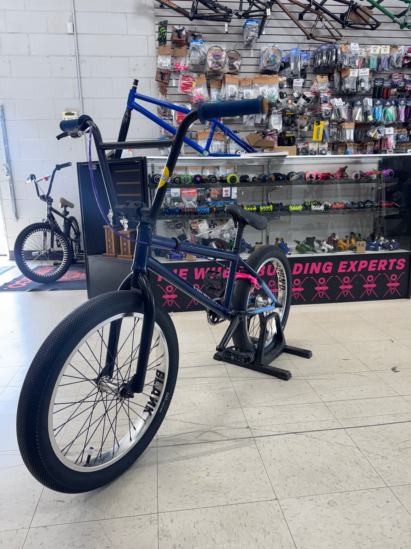 Kink launch bmx bike