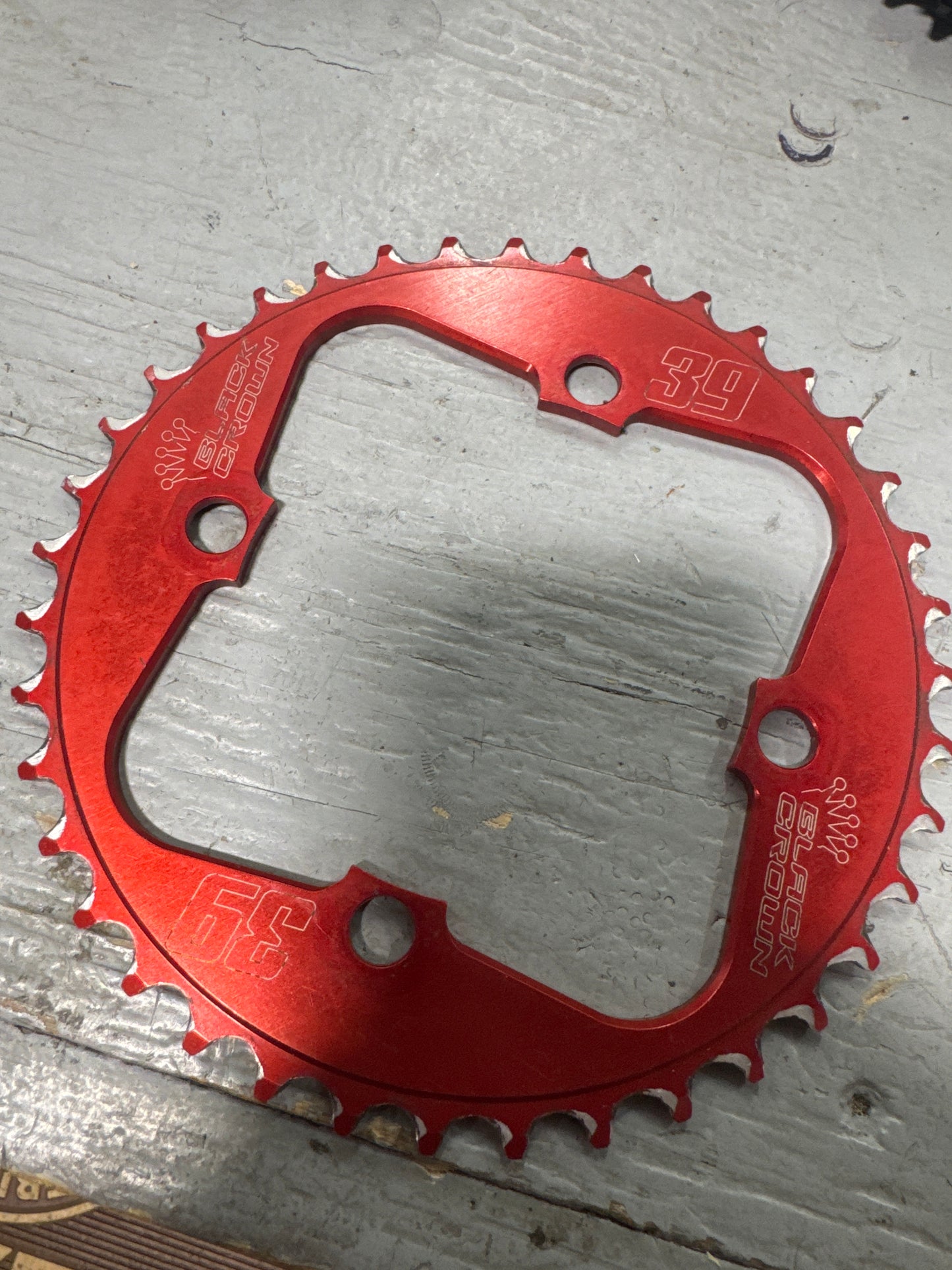Black crown 4 bolt chainring