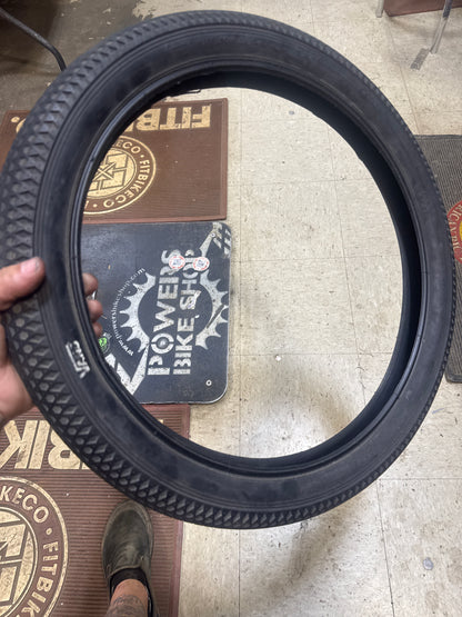 Cult waffle bmx tire 20”