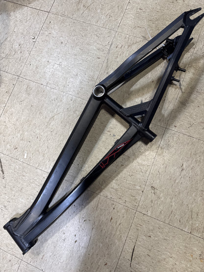 yess pro xxl 21.5tt class frame