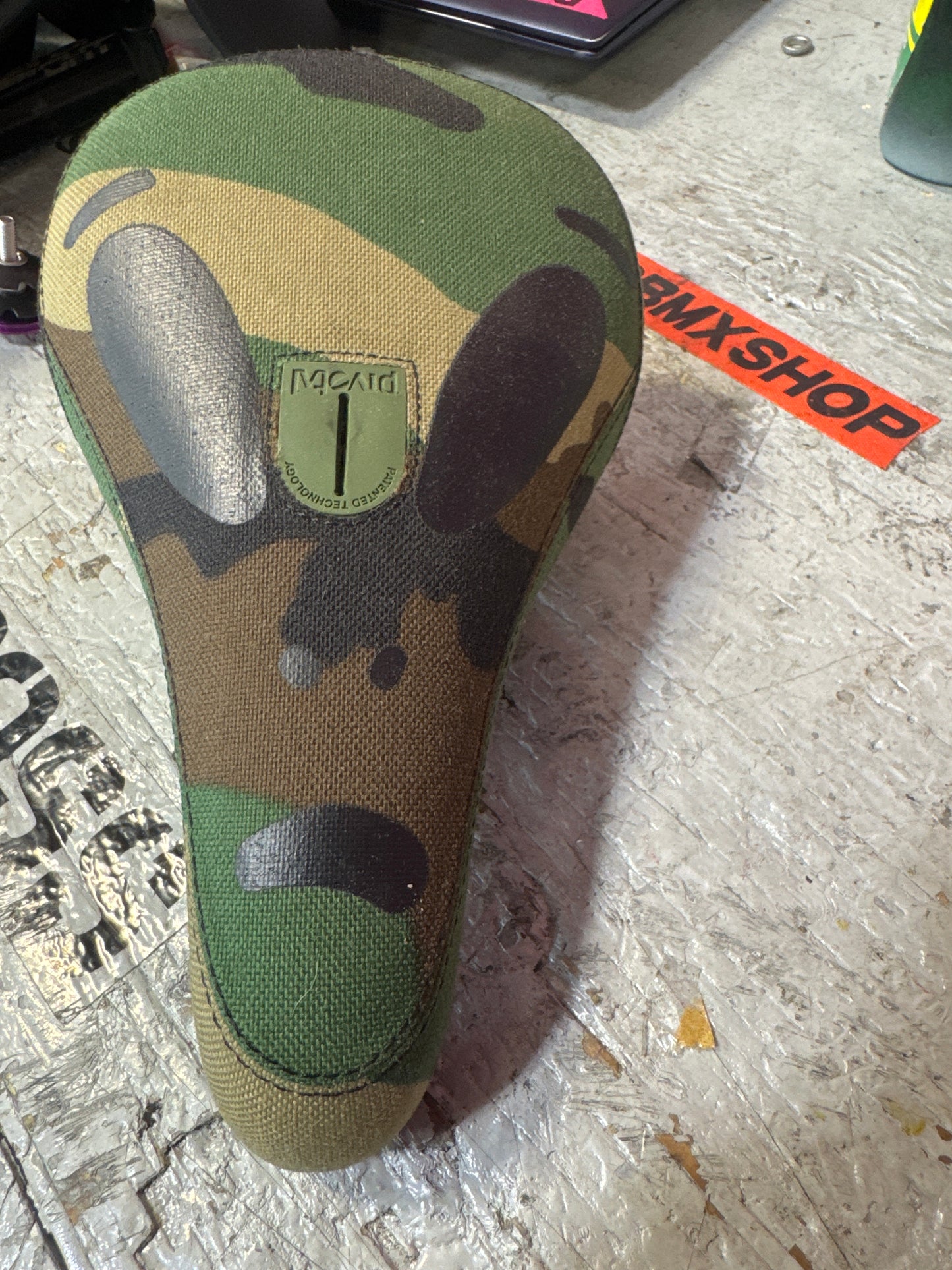 Rant pivotal seat