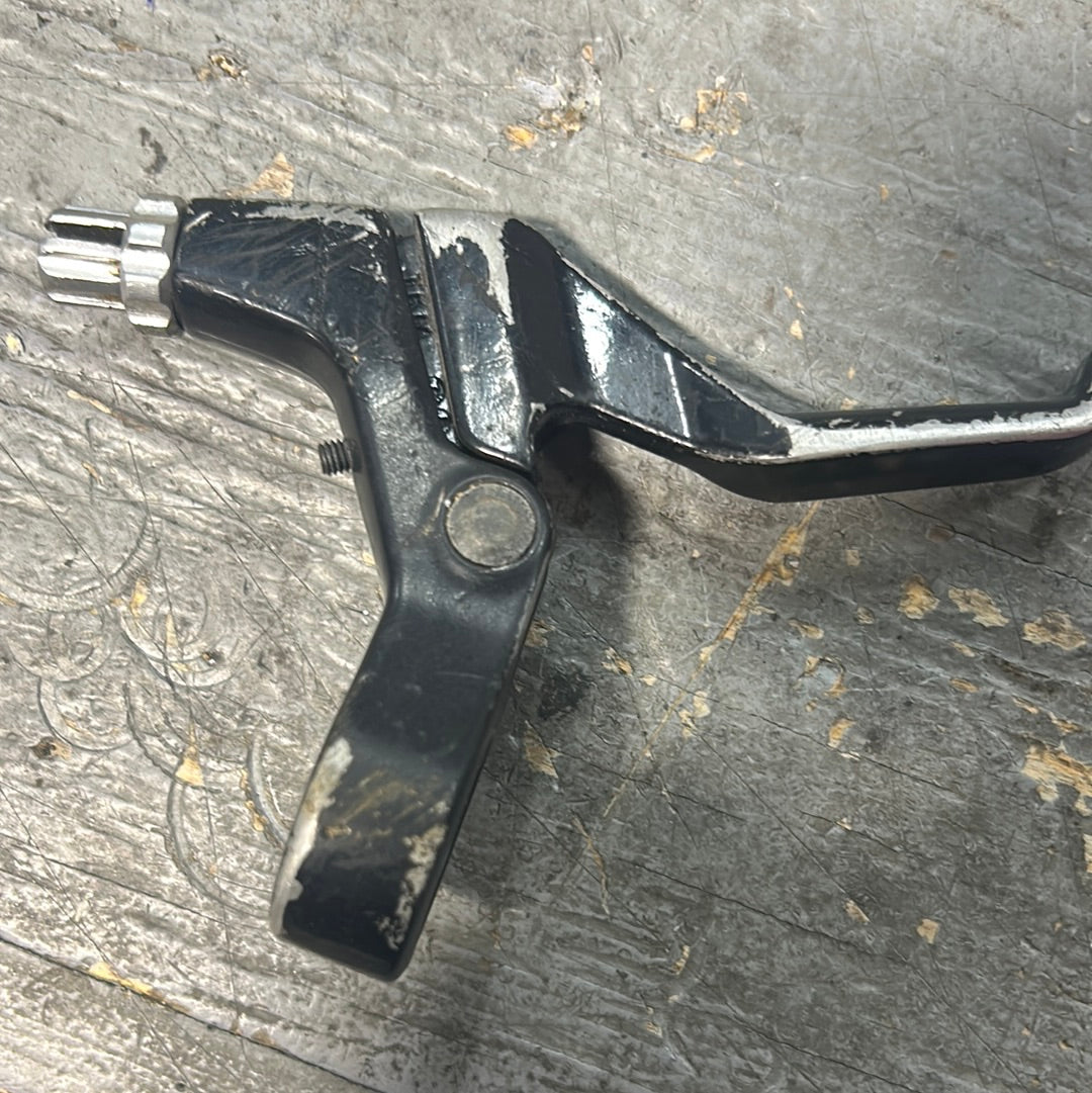 Small V brake lever