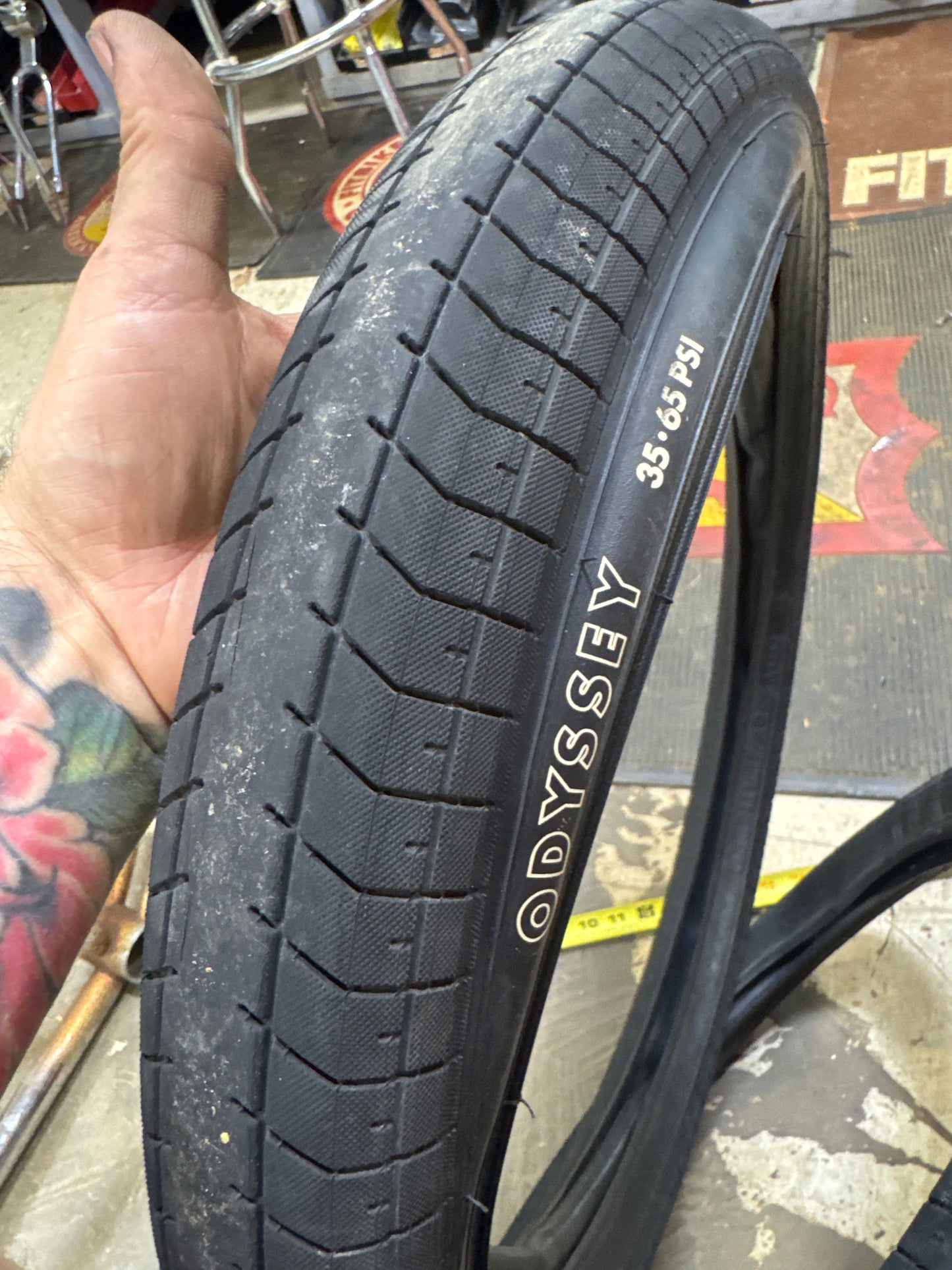 Odyssey path tire 20x2.40