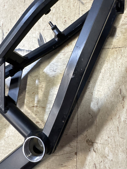 yess pro xxl 21.5tt class frame