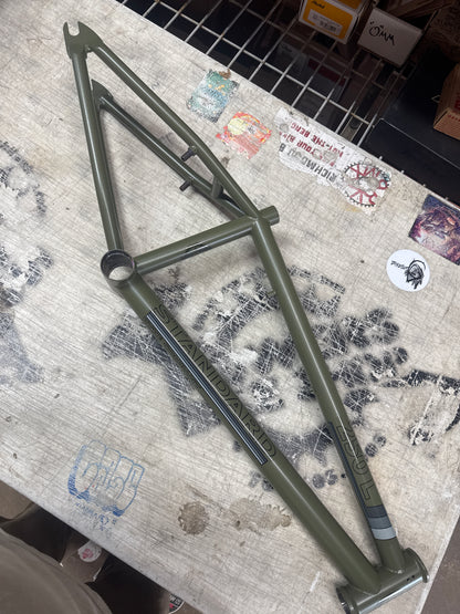 STANDARD BYKE 250L Frame