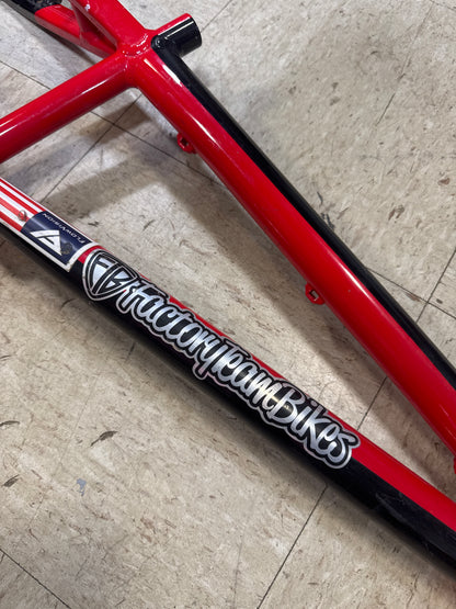 Factory team bikes junior 20”