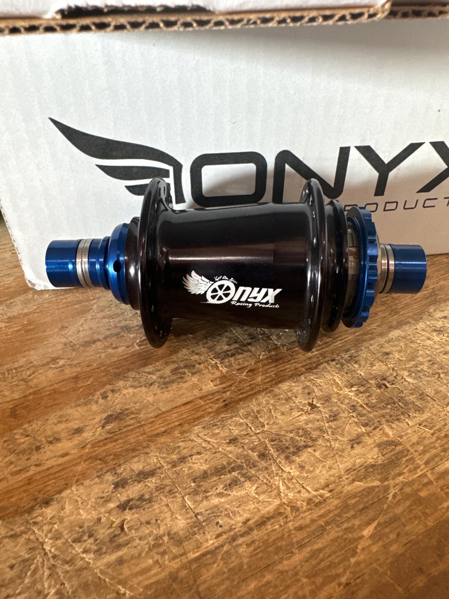 Onyx Hubs Gloss Black