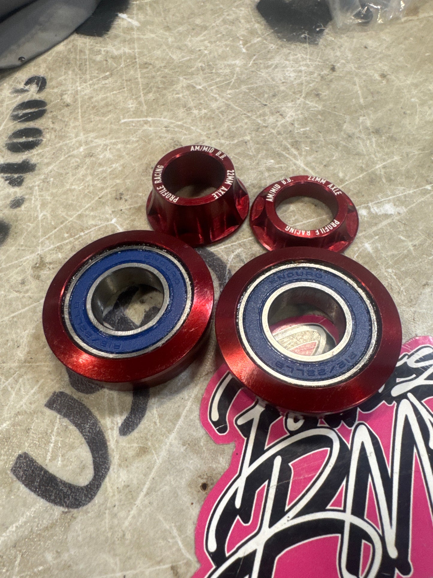 Profile American 22m red bottom bracket