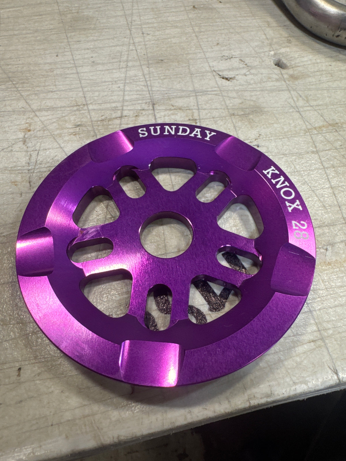 Sunday Knox purple 28t new?