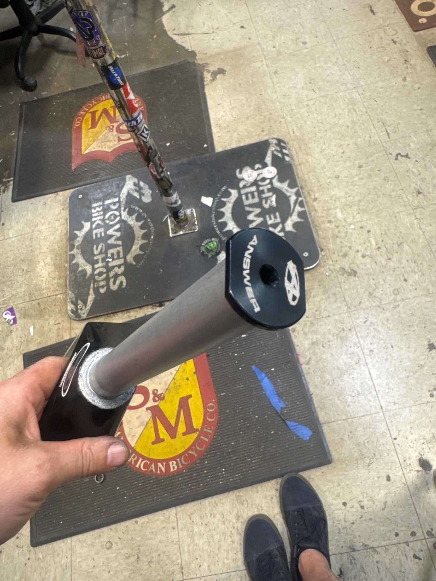 Answer dagger expert 20” 1” fork