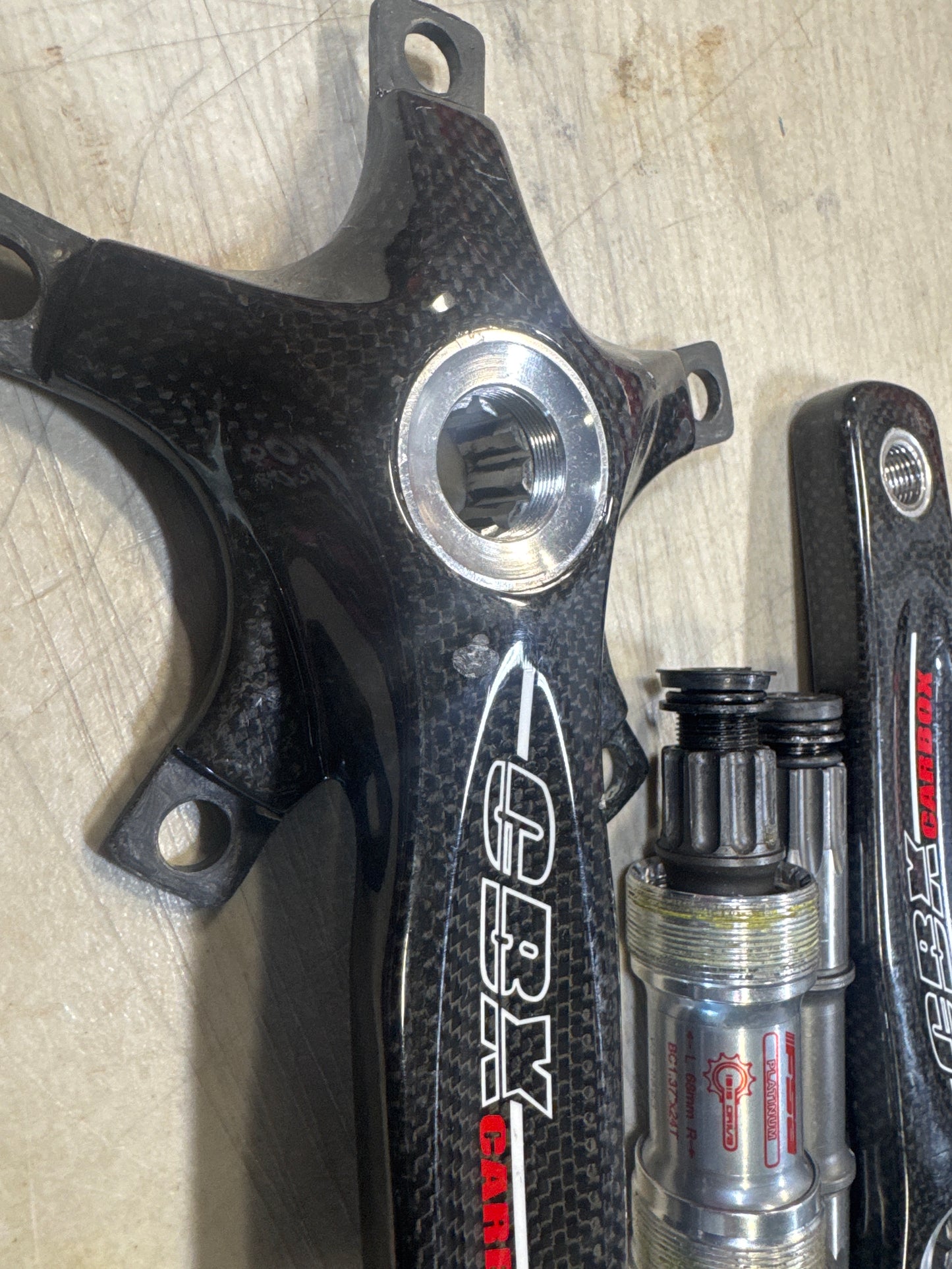 FSA CBX 175mm carbon cranks w/ bottom bracket