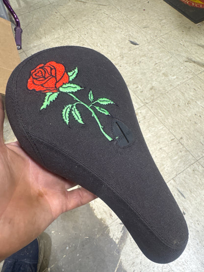Subrosa rose pivotal seat