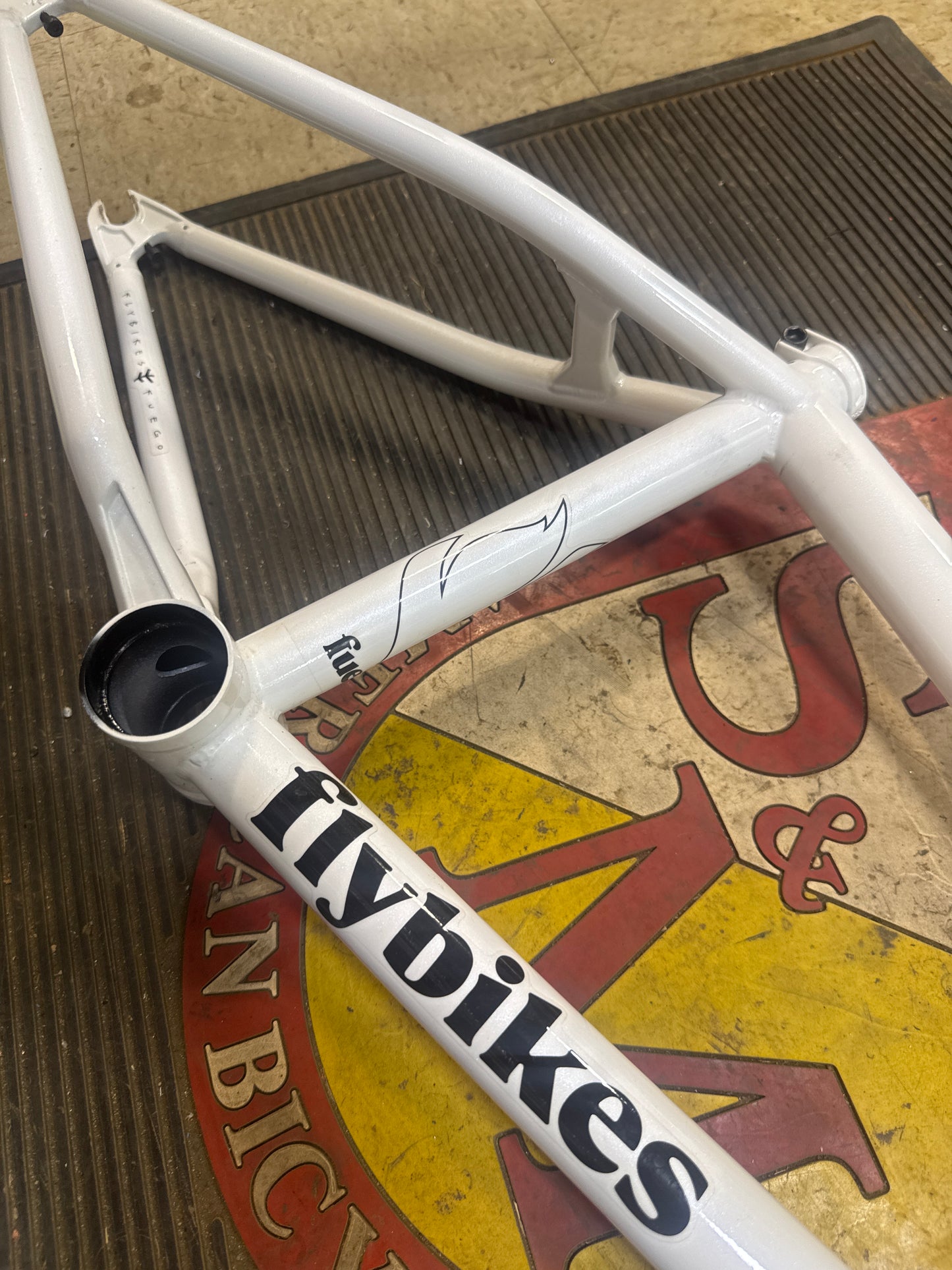 Fly fuego frame 20.6