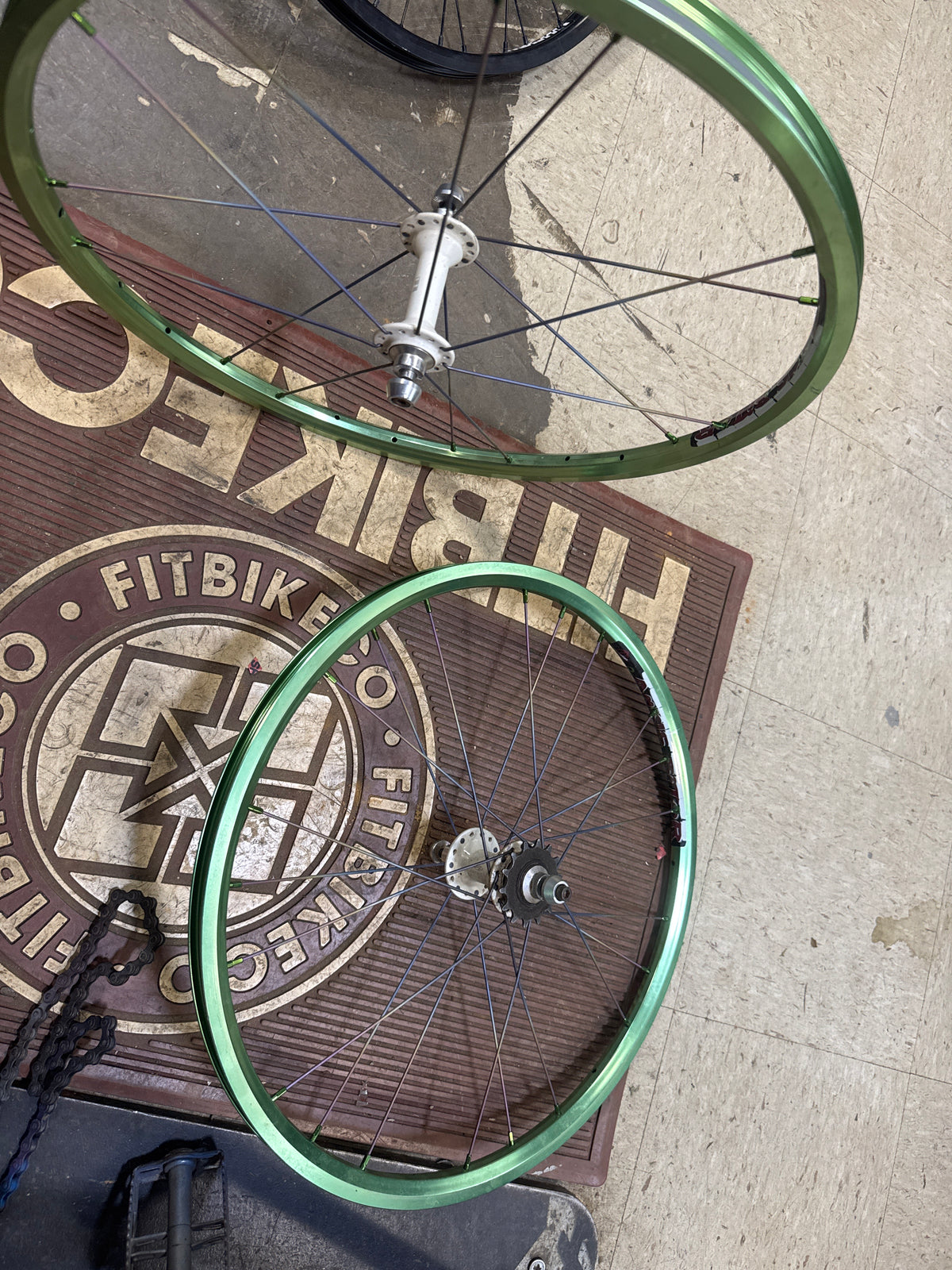 Answer alumilite x anklebiter 20x11/8 wheelset