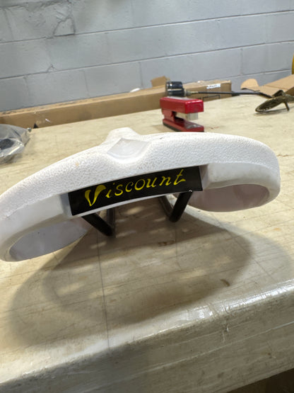 Dominator seat white