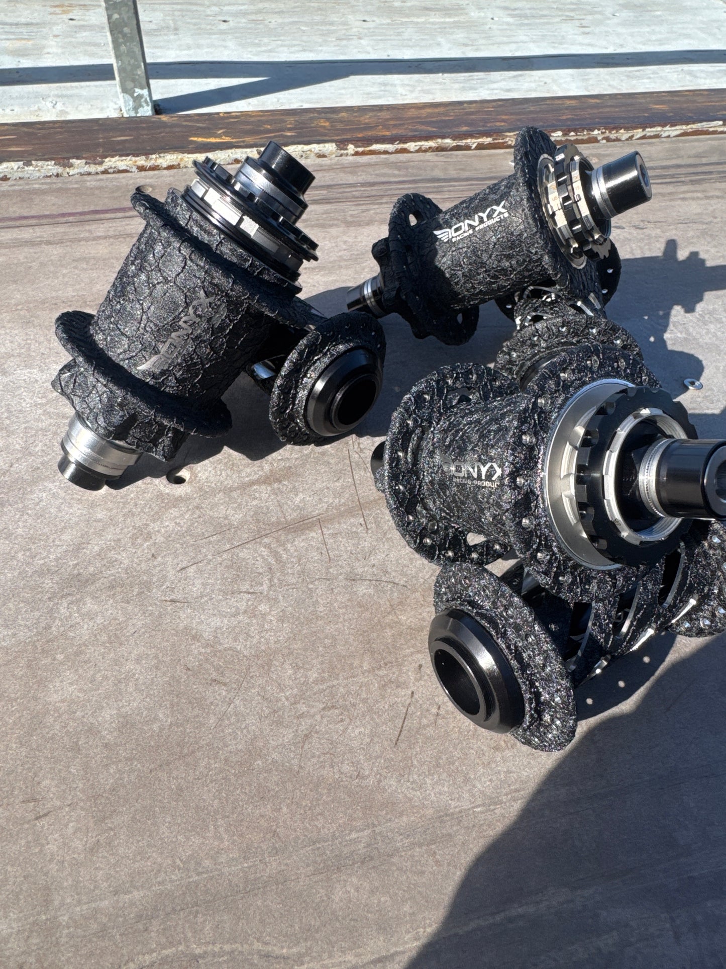 Onyx Hubs Cotm crocodile wrinkle