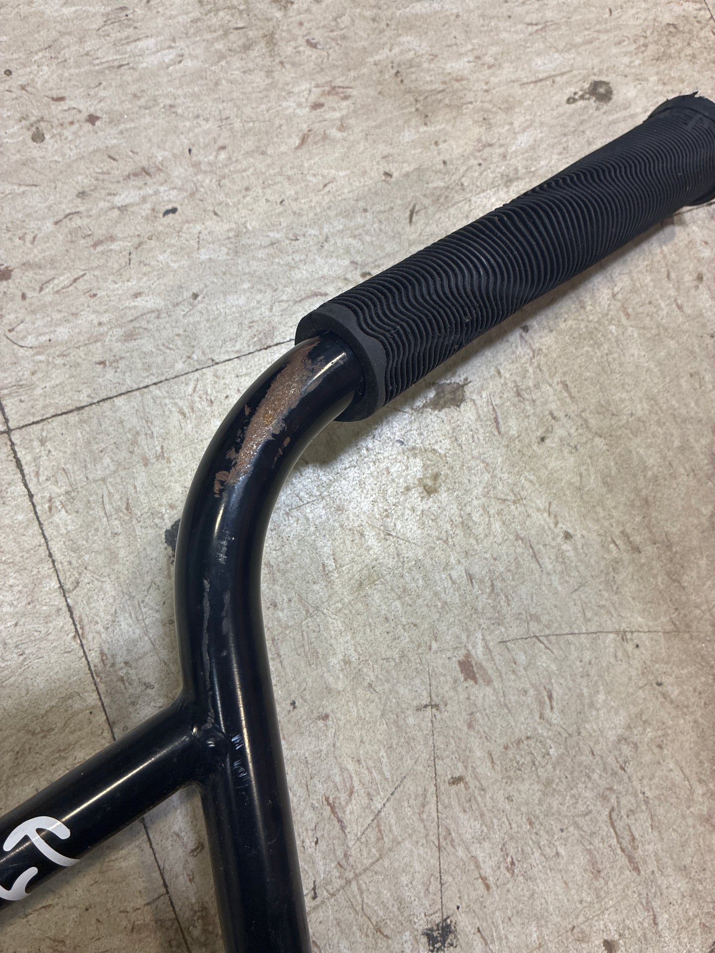 cult crew 9.6 bars w/ grips