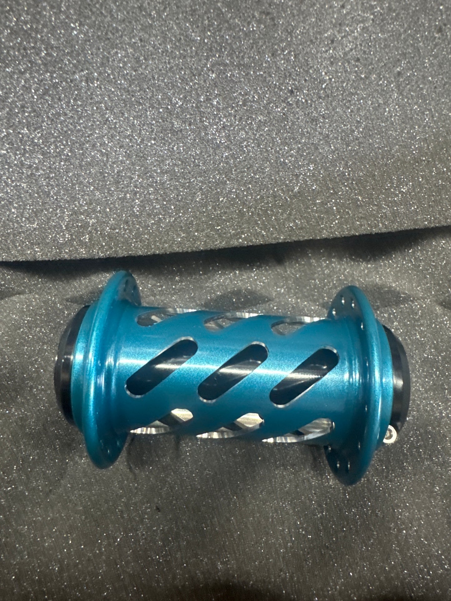 Onyx Hubs Cotm Hot Spring