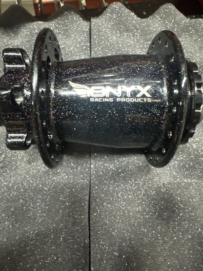 Onyx Hubs Black Aura