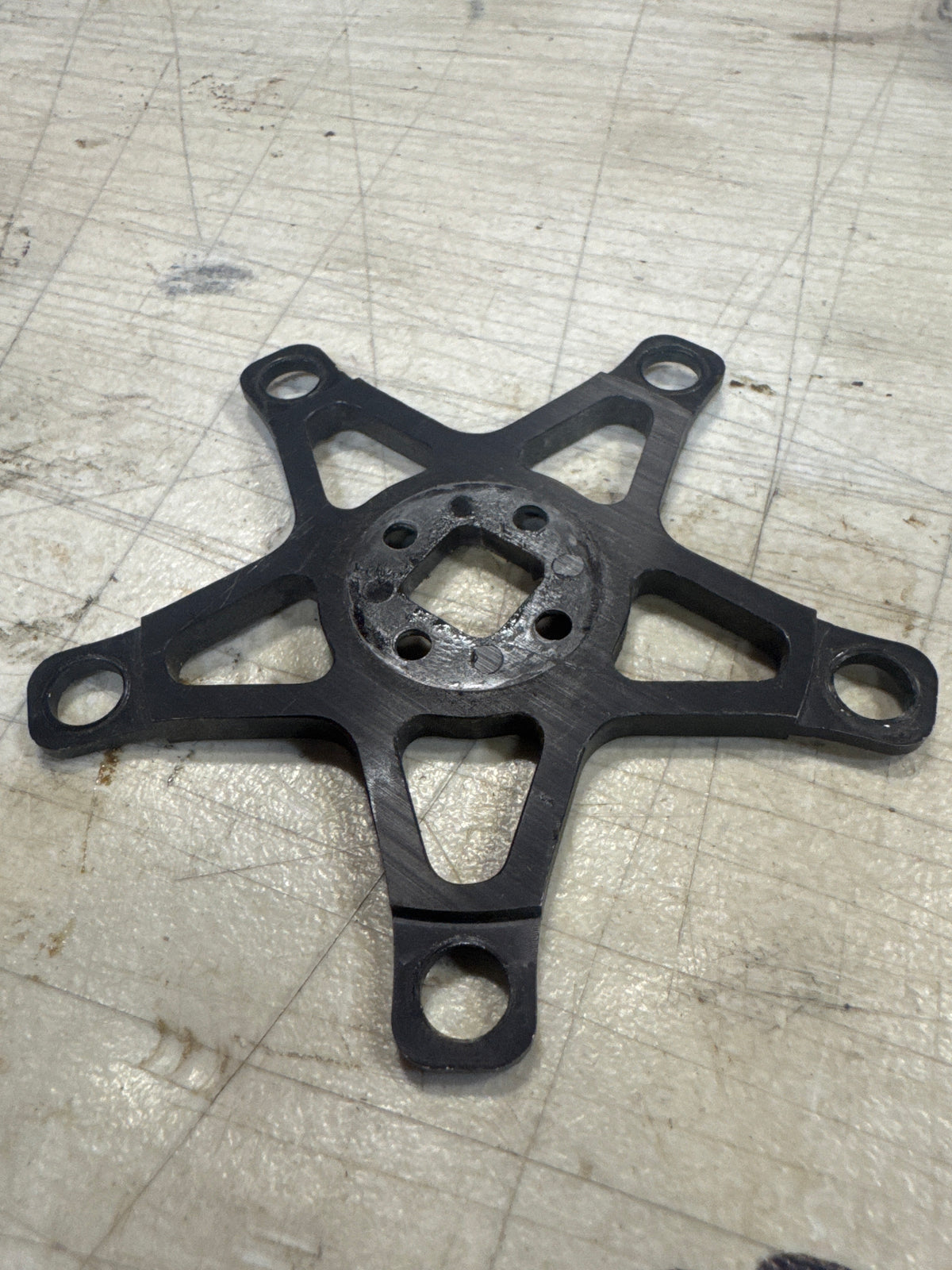 Turn 3 5bolt spider black