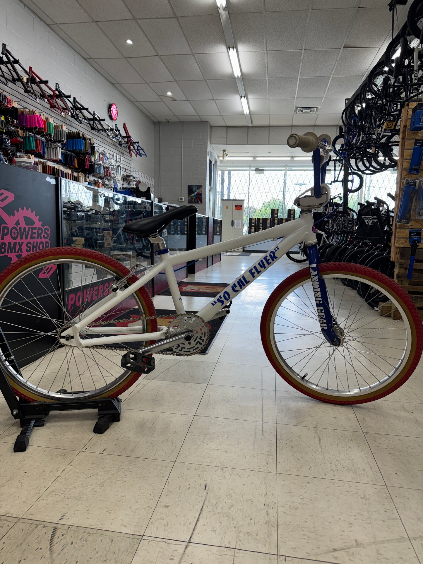 SE So Cal Flyer 24” wheelie bike