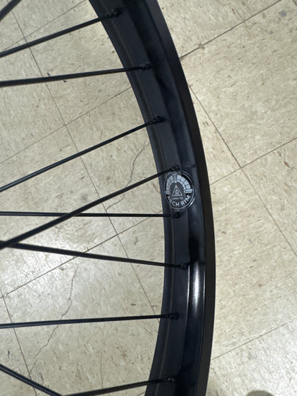 Merritt x relic arch rim front wheel