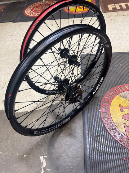 answer pinnacle holeshot 20x1.75 wheelset