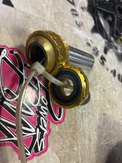 profile outboard 19mm gold bottom bracket