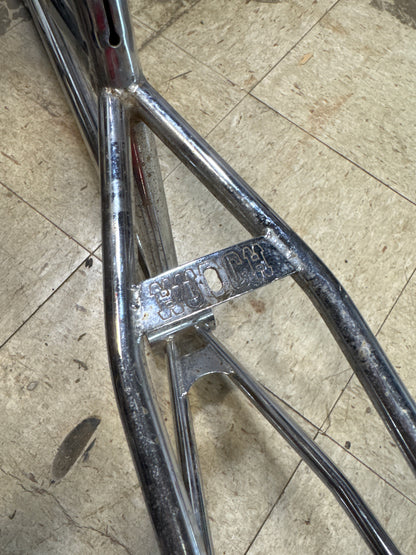 Hutch chrome frame old school