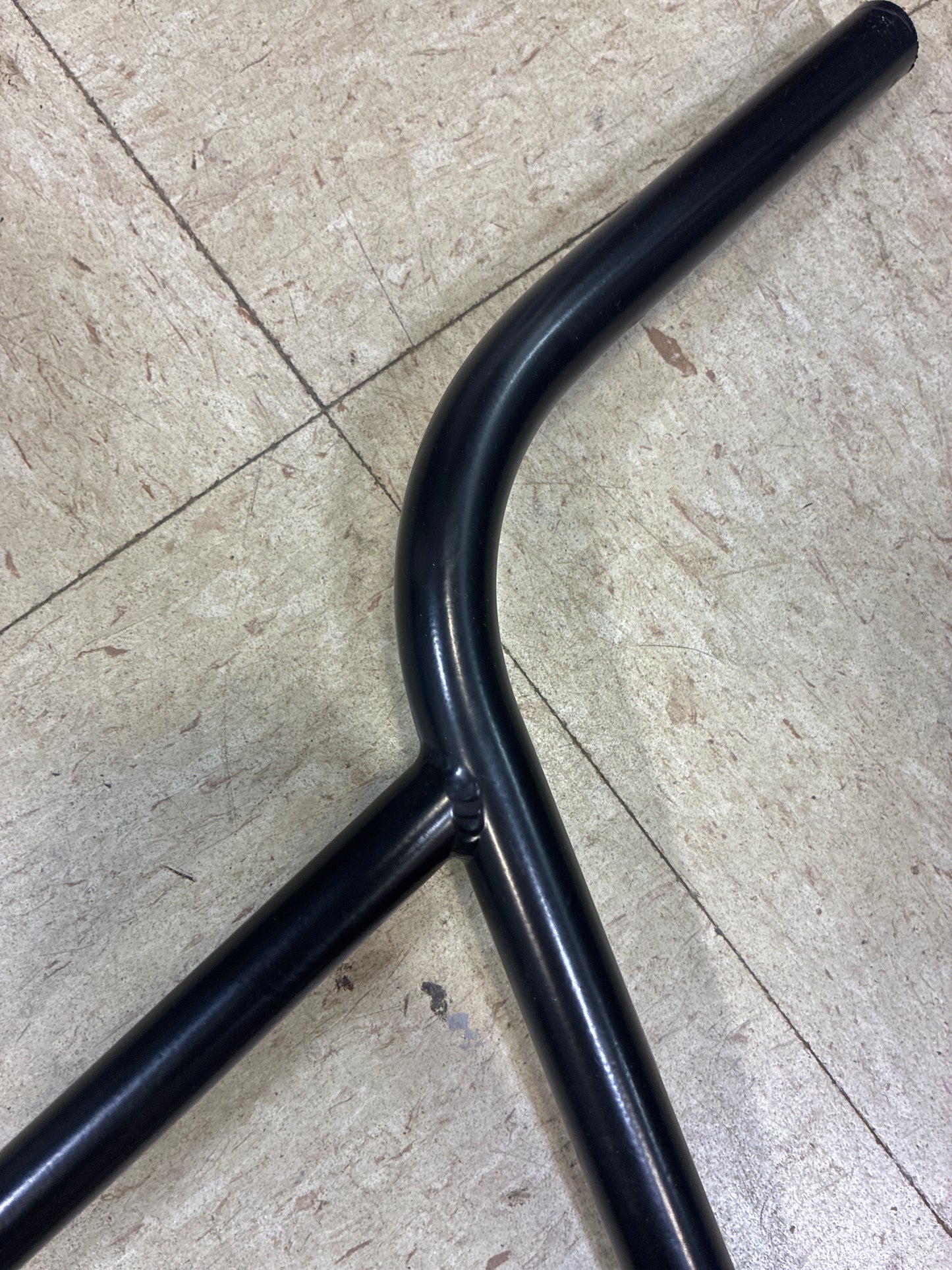 s&m hoder super high like new 29” wide