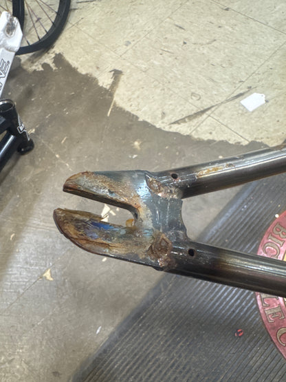 Cult Vic Behm race frame 21”