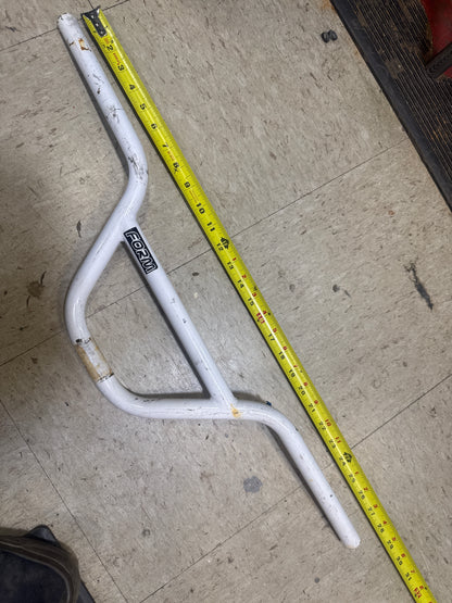 Form cruiser bars white