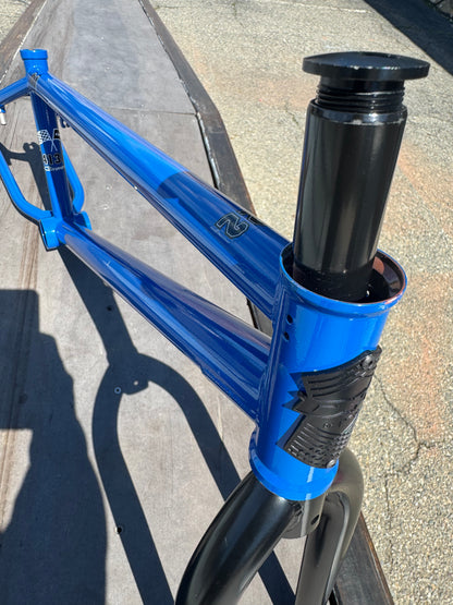 DK Six Pack 22" frame & fork