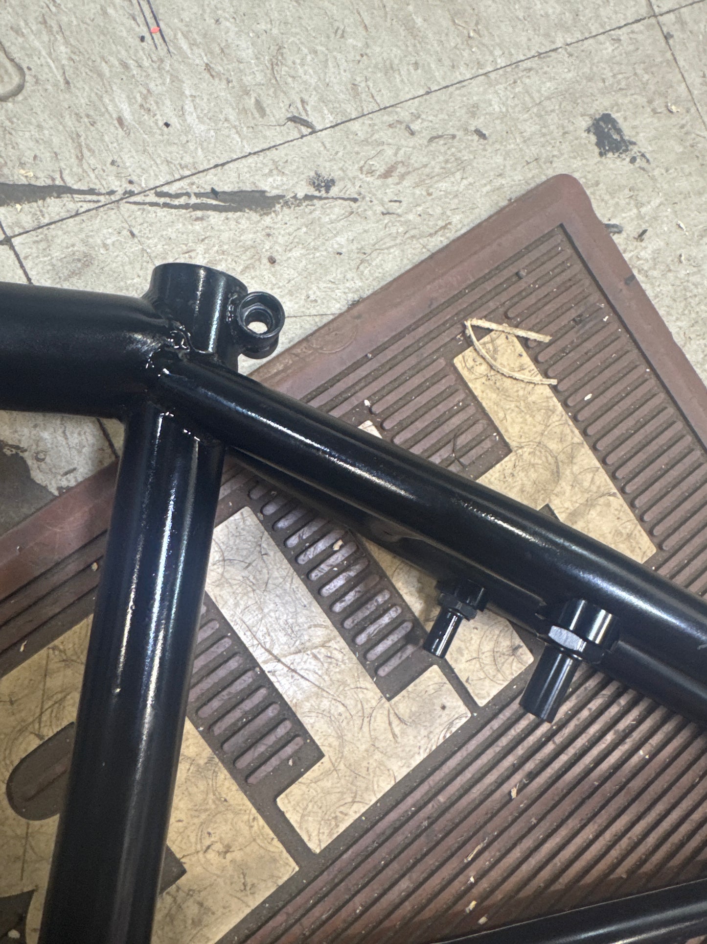 stolen sinner xlt frame 21”tt