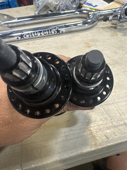 TNT derringer hubs black 36h