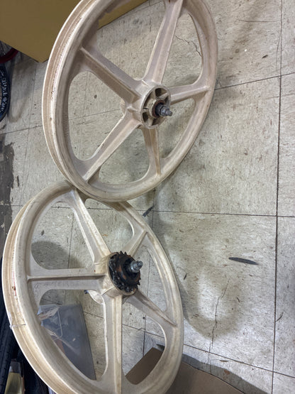 skyway tuff II 80w wheels white