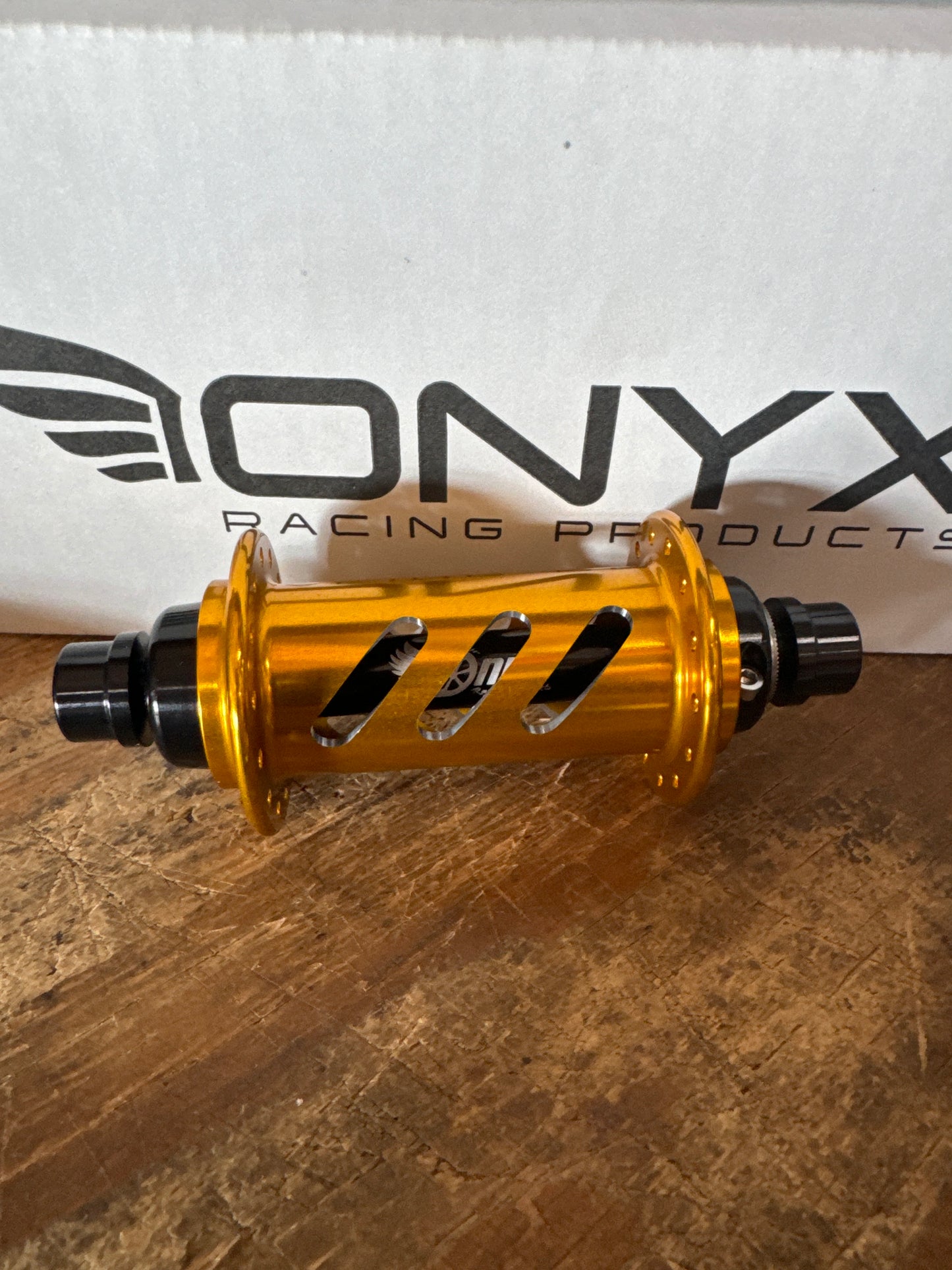 Onyx Hubs Gold