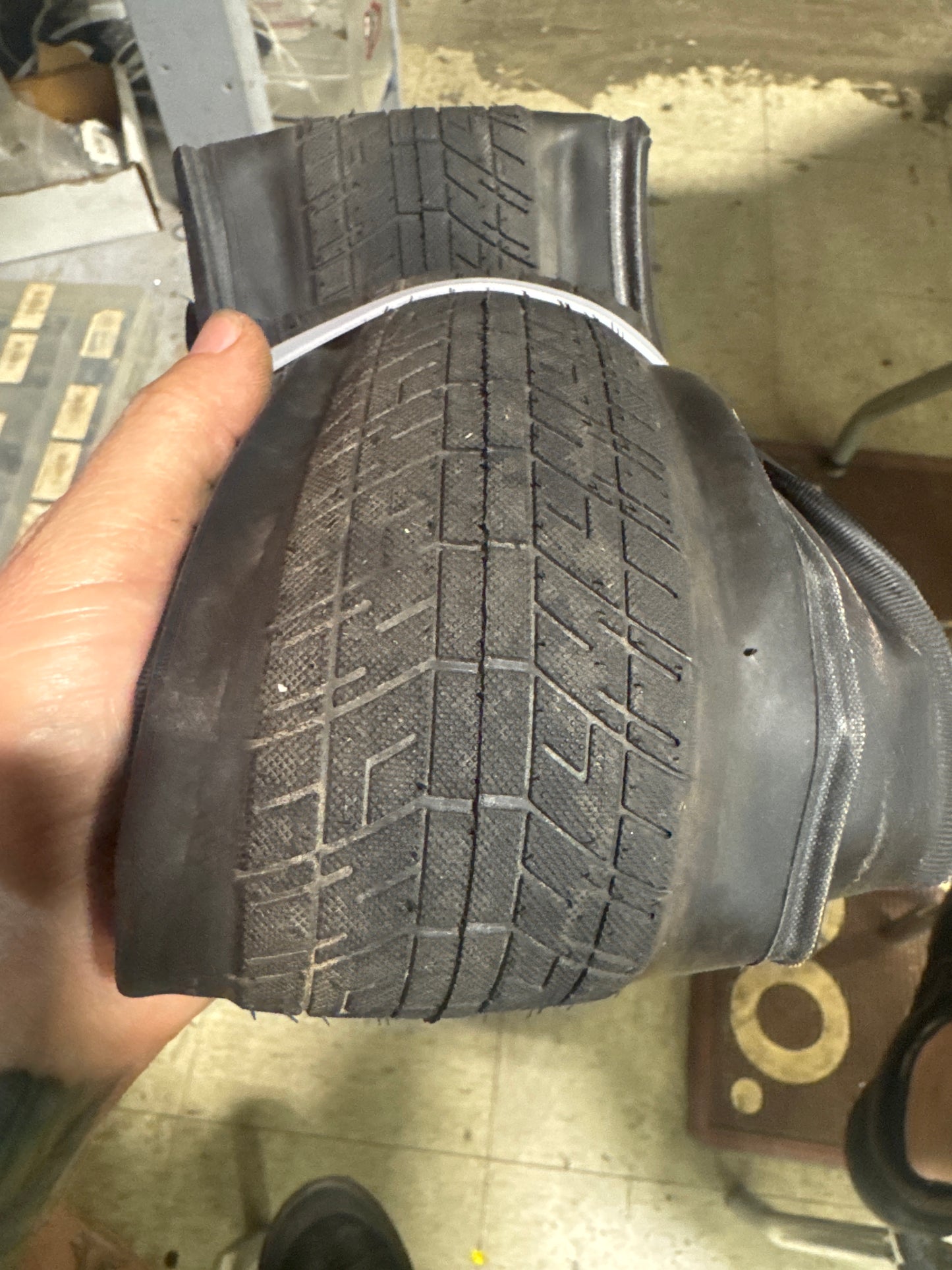 s&m track mark 24x1.75 tire like new