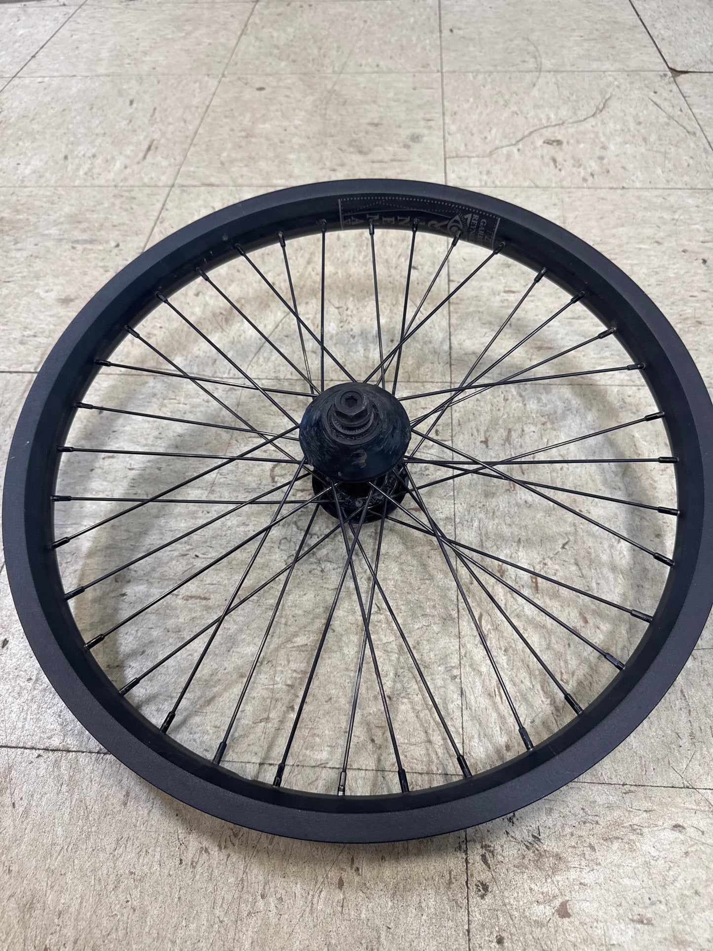 Odyssey C5 front wheel built to cinema reynolds rim