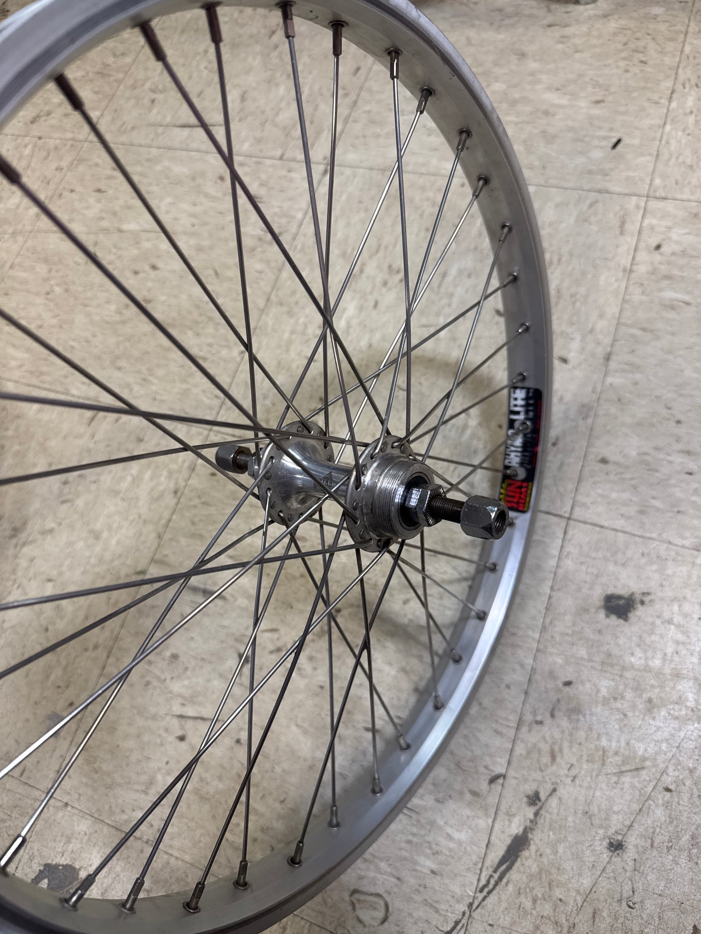 Bulletproof 20x1.75 rear wheel silver