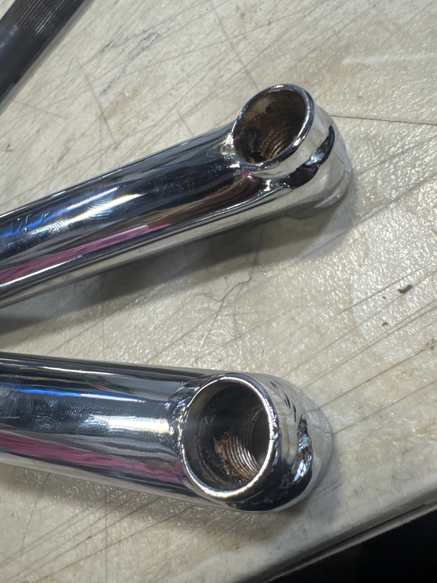 Profile chrome stamped cranks nos 175m rhd