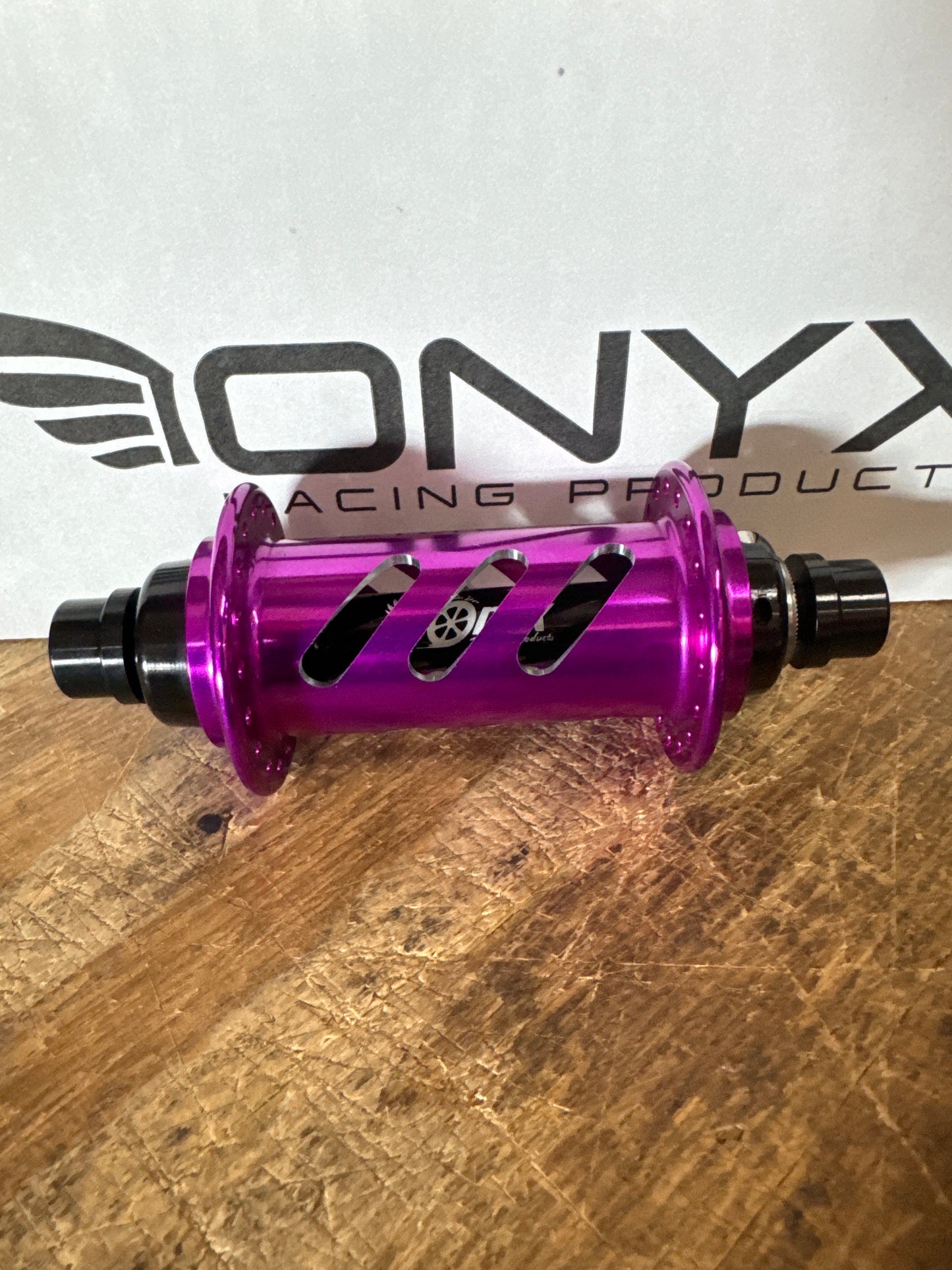 Onyx Hubs Purple