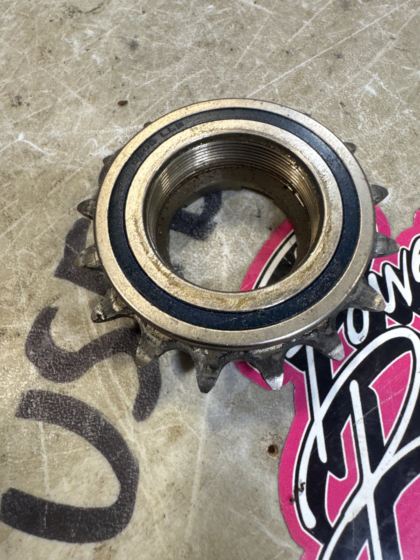 White industry 16t freewheel